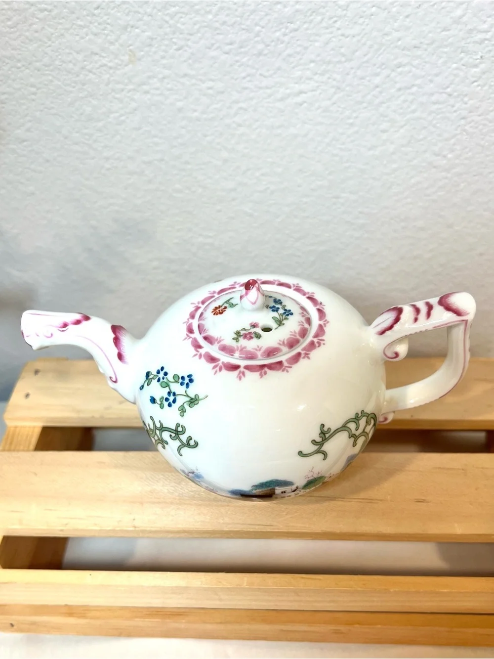 Franklin Mint 1985 “Höchst” Victoria & Albert Museum Teapot | Collectible | EUC